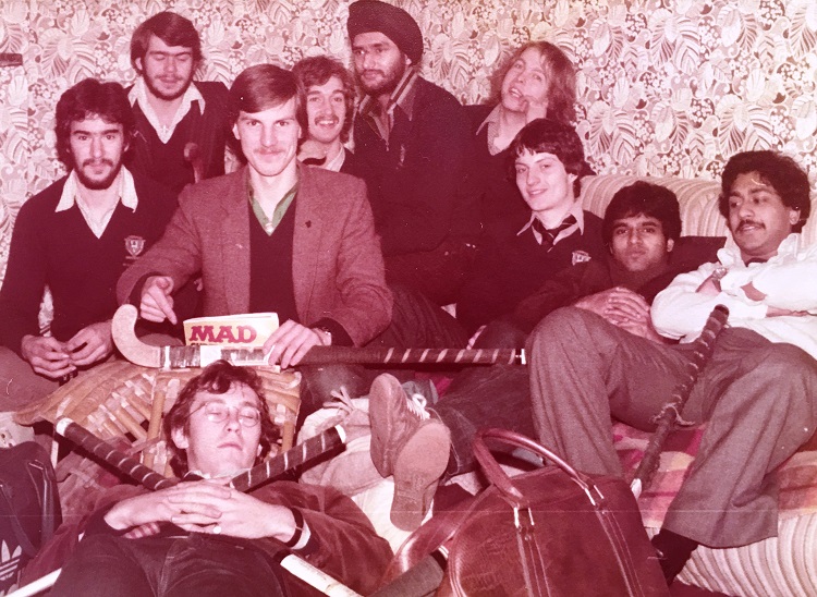 University-Hockey-Team-1980.jpg